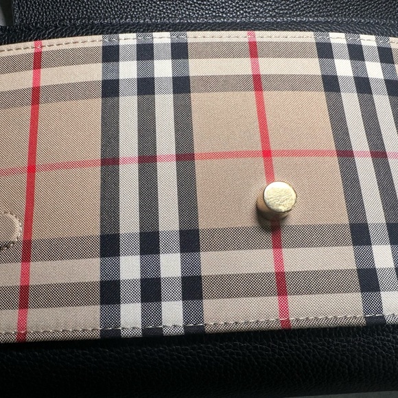 Burberry crossbody NOTE bag Vintage Check / Leather in Black preowned - Picture 9 of 16